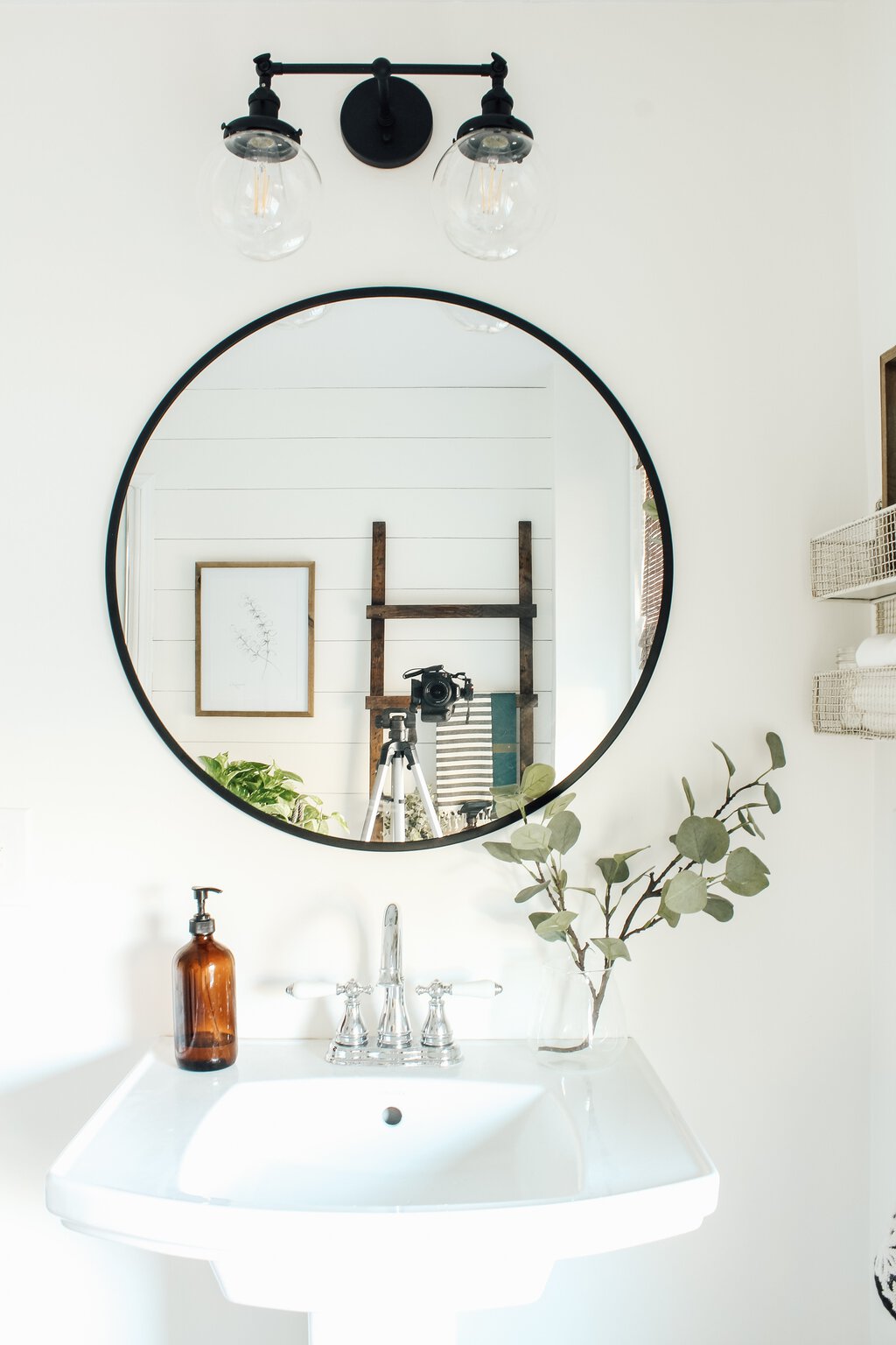 Modern Farmhouse Bathroom Makeover Reveal! | michealadianedesigns.com