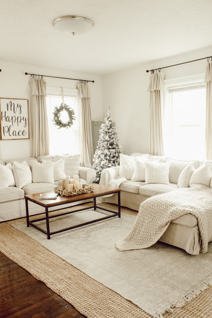 Welcome to my Christmas home tour. See all of my Christmas decor and get inspired to decorate your own home! | michealadianedesigns.com