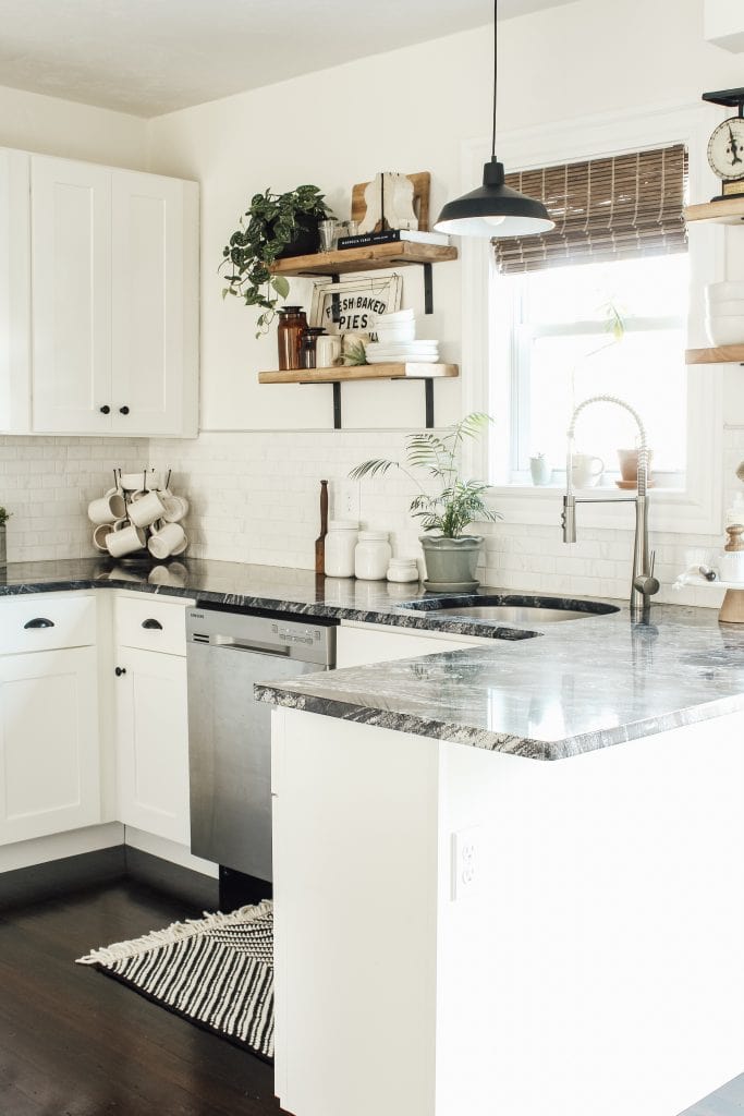 Modern Farmhouse Kitchen Makeover