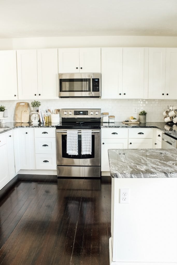 8 Ways to Design a Black and White Kitchen, by Dianne Decor, Dianne Decor