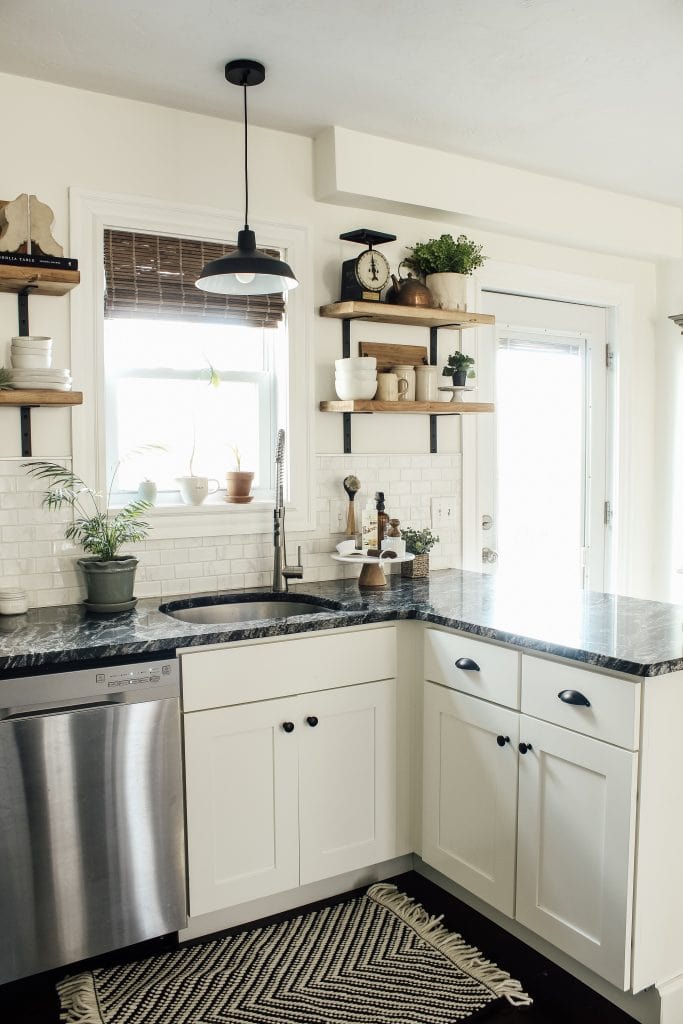 Modern Farmhouse Kitchen Makeover