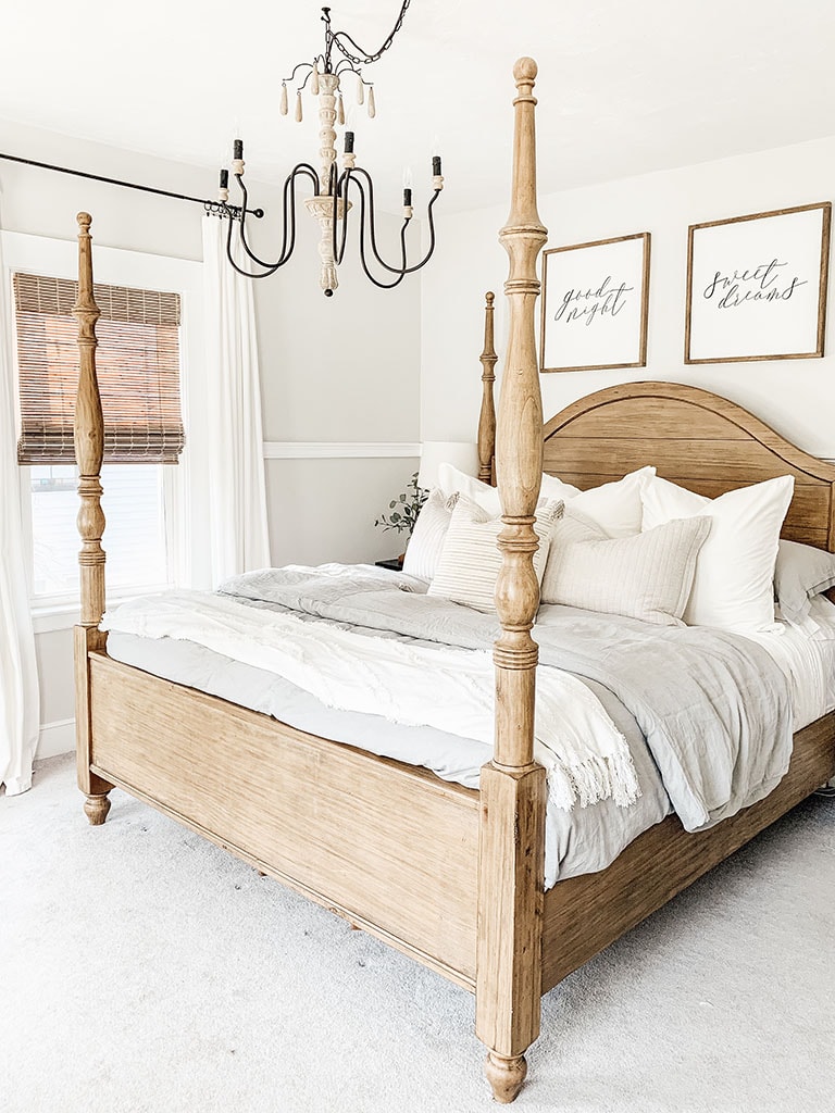 https://michealadianedesigns.com/wp-content/uploads/2019/08/Master-Bedroom-Bedding_9.jpg