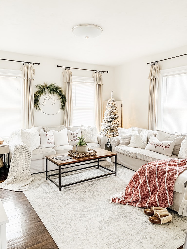 Cozy Christmas Living Room