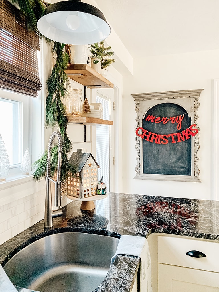 5 Christmas Kitchen Decor Ideas   Micheala Diane Designs