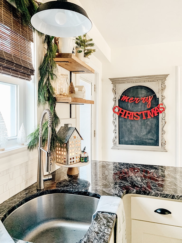 Christmas Kitchen Decor Ideas