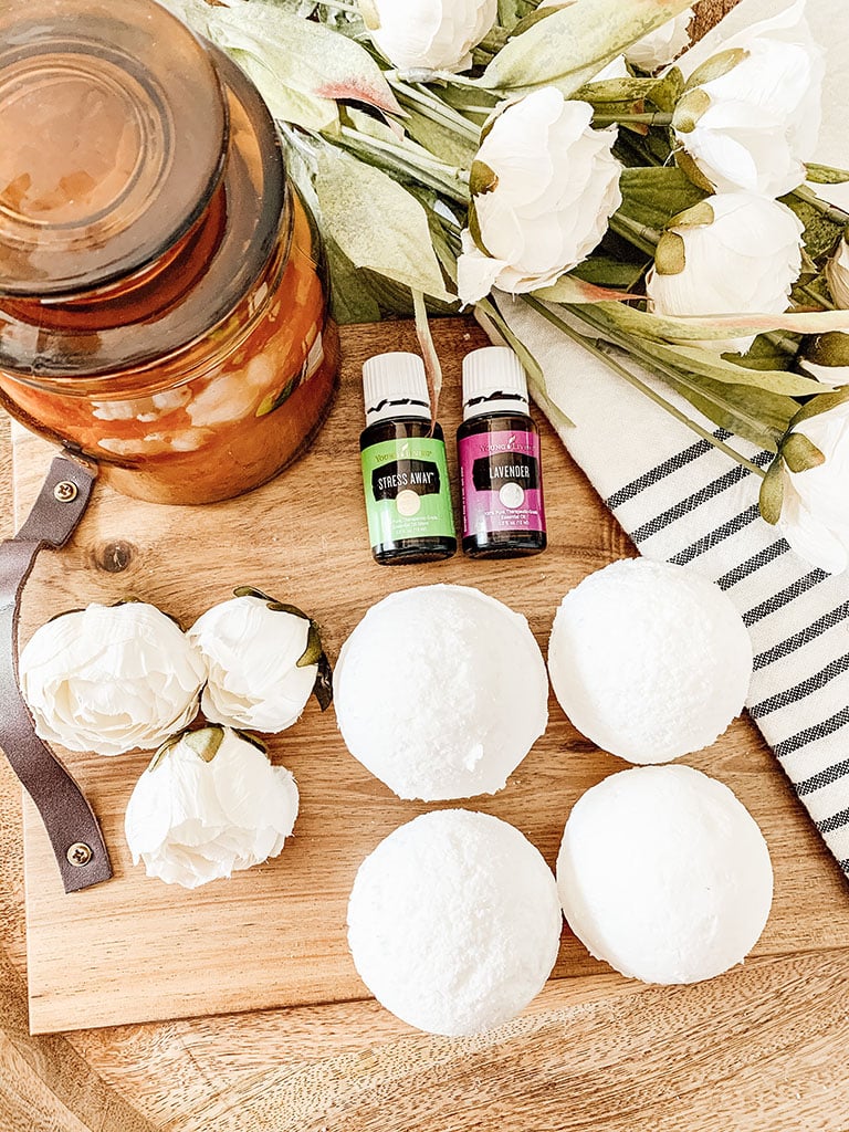 How to Make Homemade Bath Bombs (all natural)! ⋆ 100 Days of Real Food
