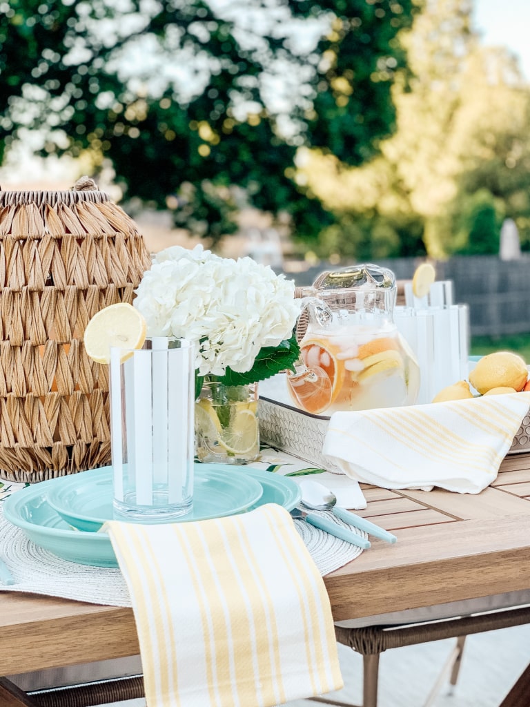 Lemon Table Decor