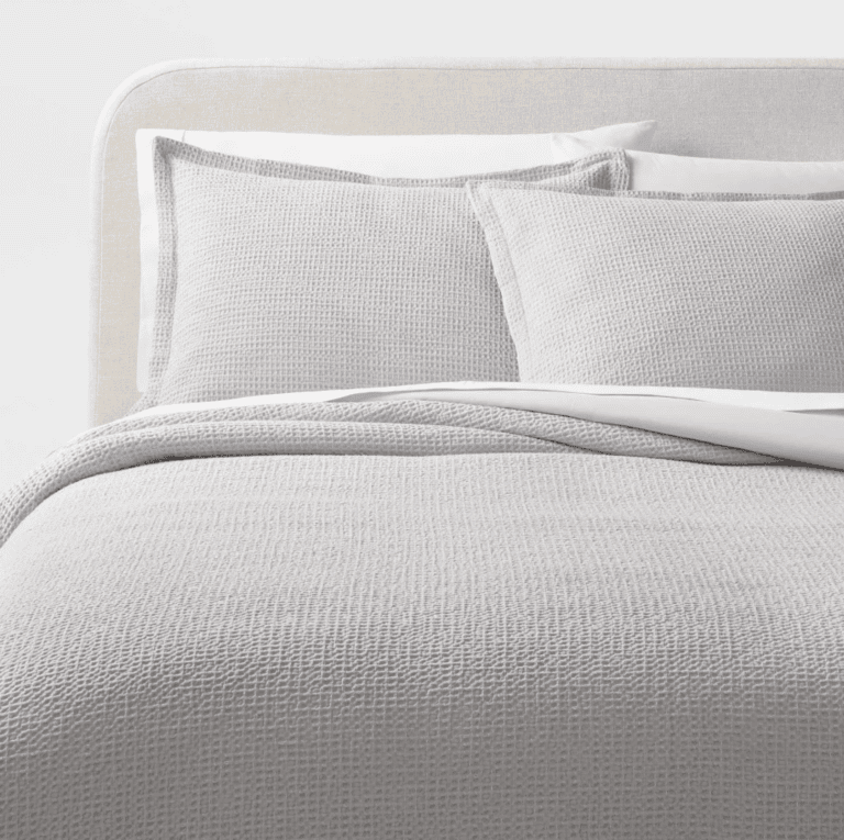 How to Style a Bed Like a Pro - Micheala Diane Designs