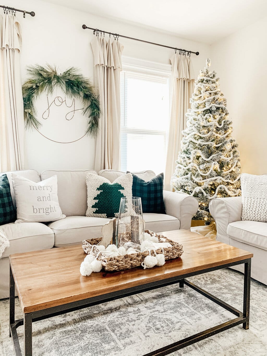 How to Decorate for Christmas 2023 - Micheala Diane Designs