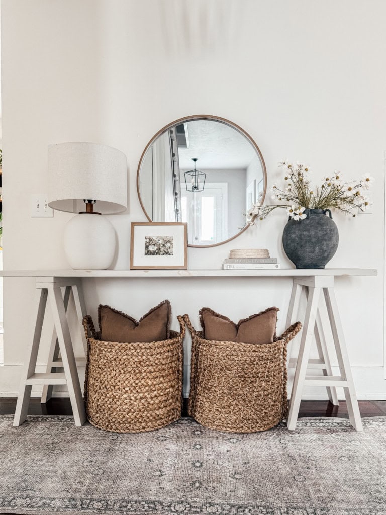 Summer Entry Table Decor