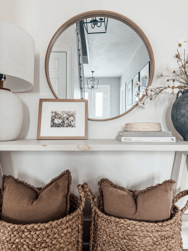 Summer Entry Table Decor