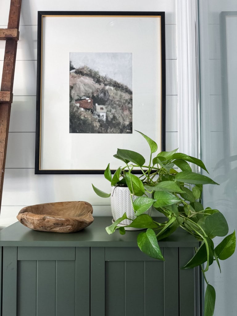 Decorating the top of a Cabinet
