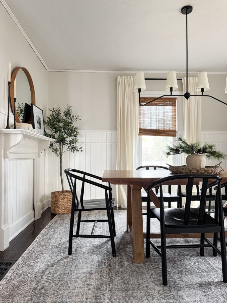 Simple Winter Dining Room