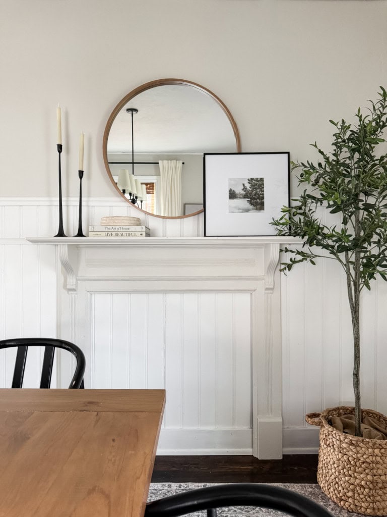 Simple Winter Dining Room