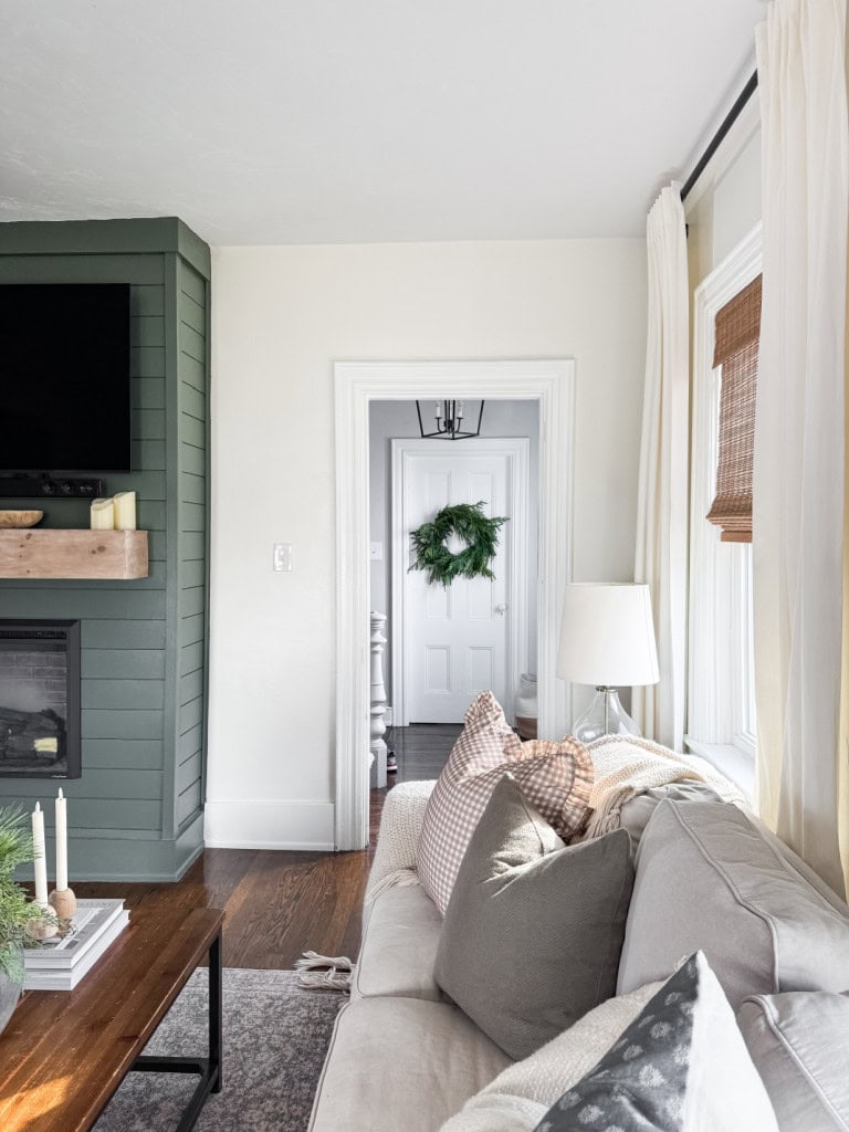 Winter Living Room Wreath