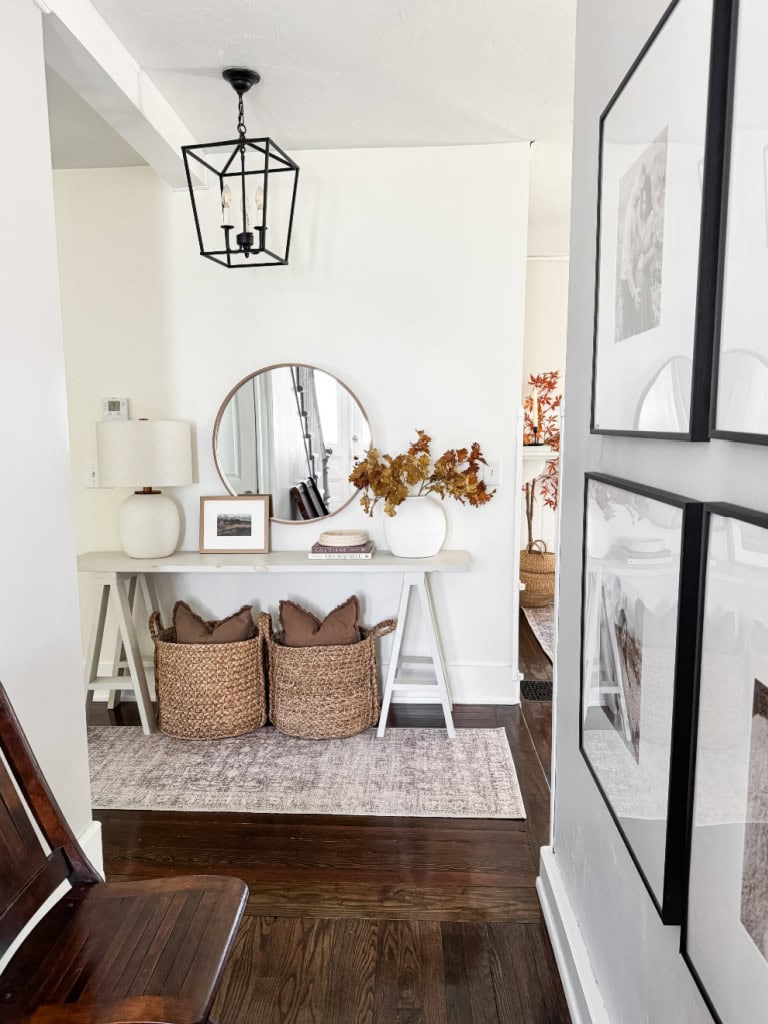 Fall Entryway Decorating Ideas