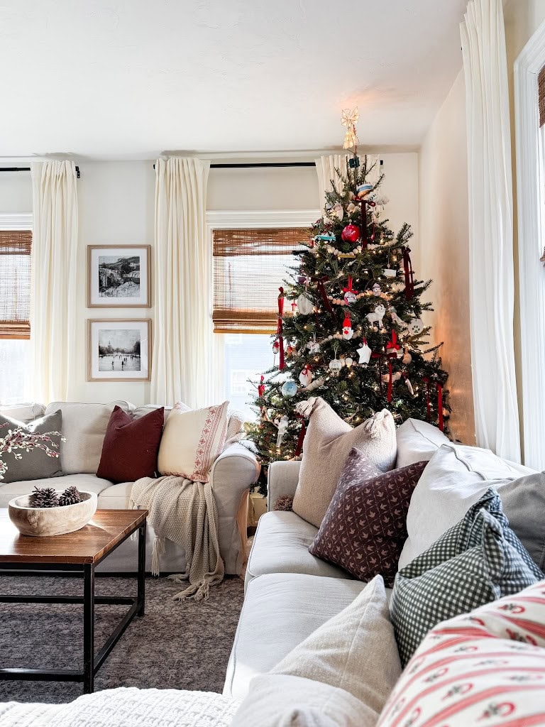 Red Christmas Living Room